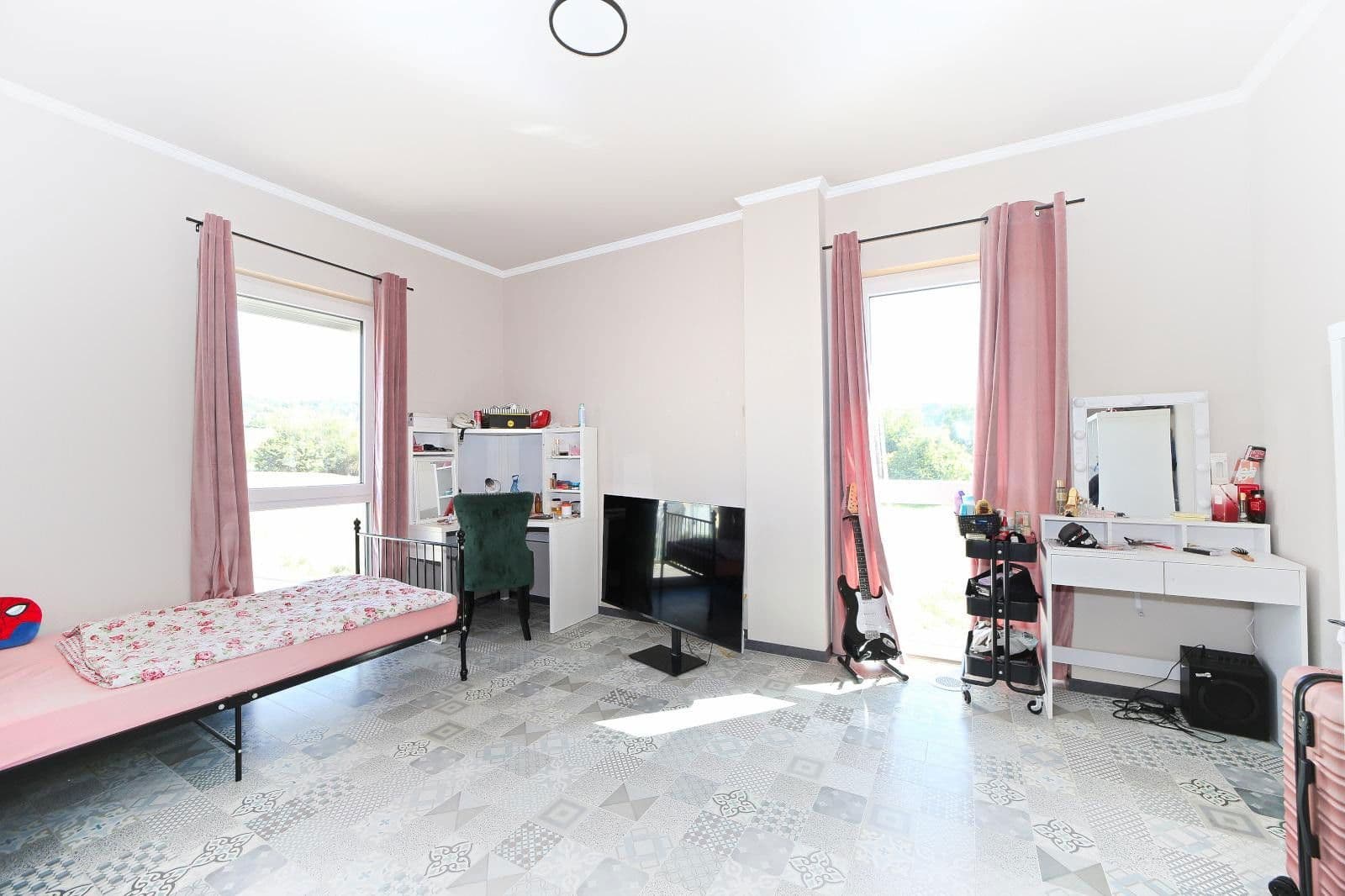 Prodej domu 160 m², pozemek 469 m², Schwalbenweg 1, Ottenbach, Bádensko-Württembersko Prodej domu 160 m², pozemek 469 m², Schwalbenweg 1, Ottenbach, Bádensko-Württembersko