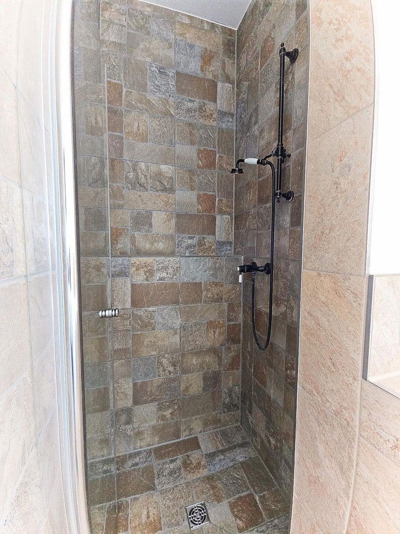 Prodej domu 160 m², pozemek 469 m², Schwalbenweg 1, Ottenbach, Bádensko-Württembersko Prodej domu 160 m², pozemek 469 m², Schwalbenweg 1, Ottenbach, Bádensko-Württembersko