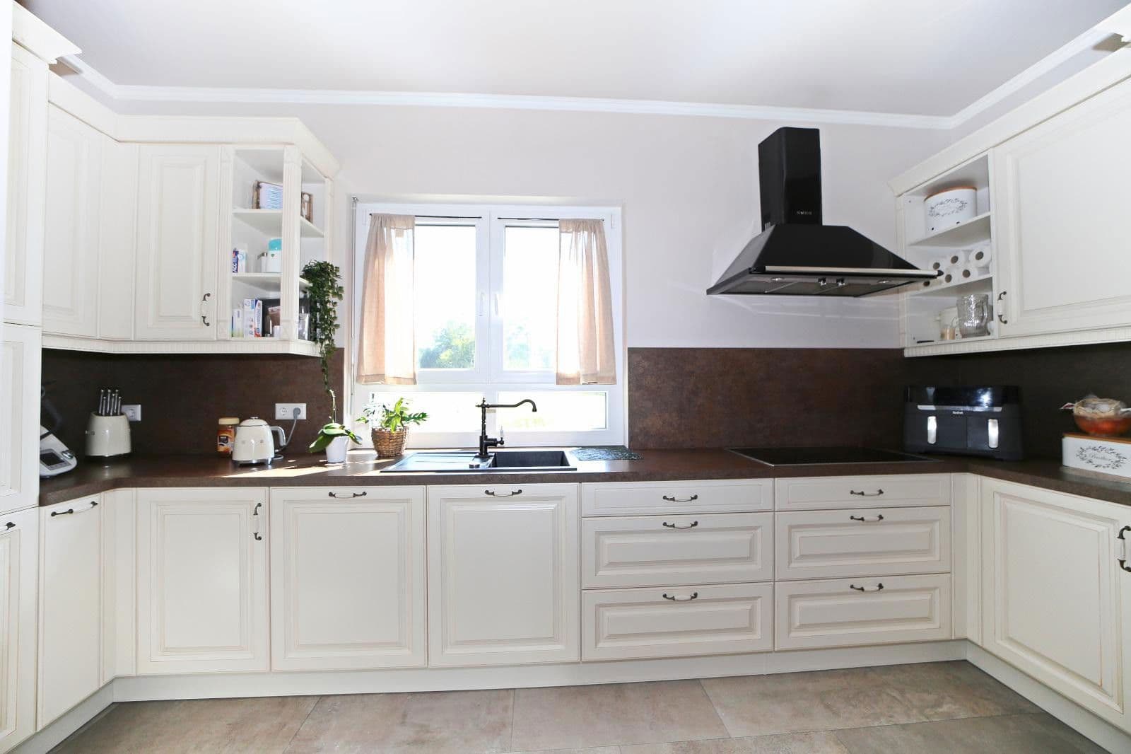 Prodej domu 160 m², pozemek 469 m², Schwalbenweg 1, Ottenbach, Bádensko-Württembersko Prodej domu 160 m², pozemek 469 m², Schwalbenweg 1, Ottenbach, Bádensko-Württembersko