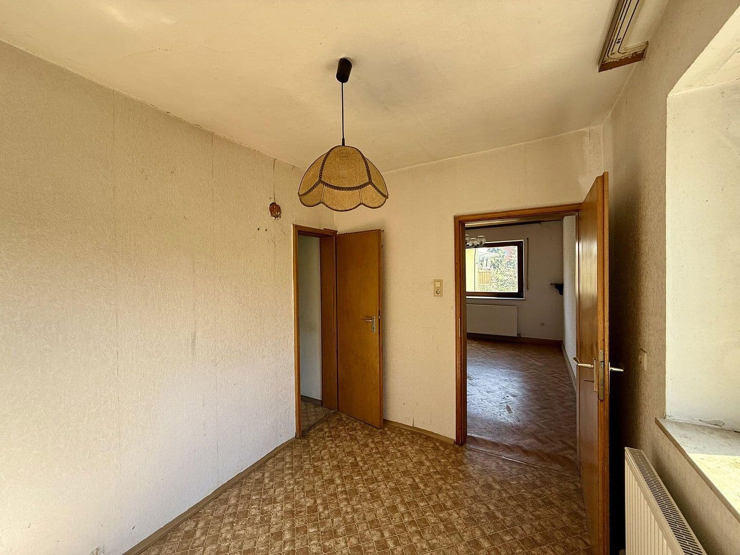 Prodej domu 137 m², pozemek 391 m², Am Fräuleinsgarten 5, Weilersbach, Bavorsko Prodej domu 137 m², pozemek 391 m², Am Fräuleinsgarten 5, Weilersbach, Bavorsko