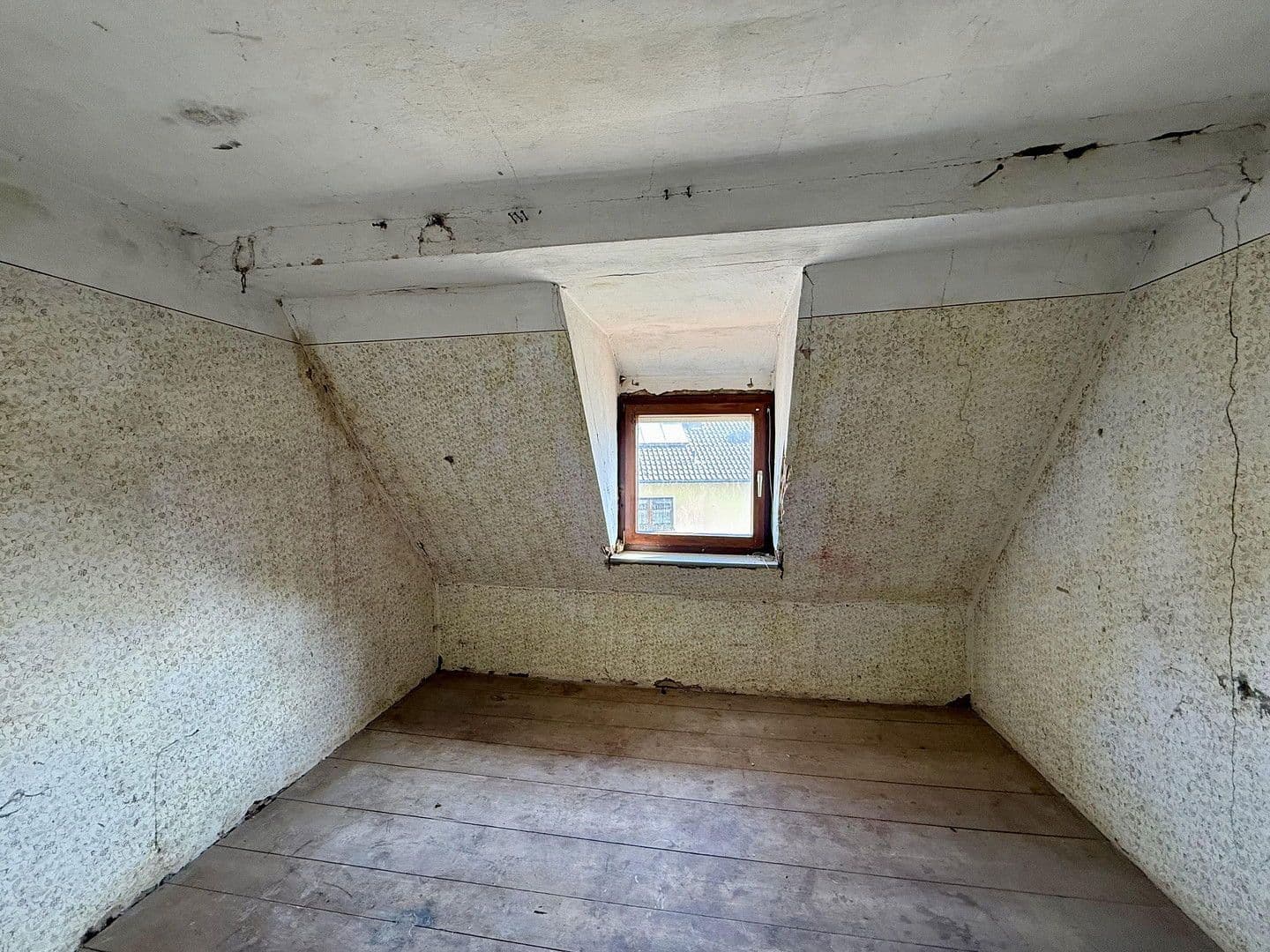 Prodej domu 137 m², pozemek 391 m², Am Fräuleinsgarten 5, Weilersbach, Bavorsko Prodej domu 137 m², pozemek 391 m², Am Fräuleinsgarten 5, Weilersbach, Bavorsko