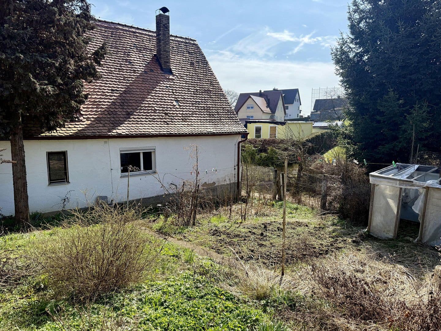 Prodej domu 137 m², pozemek 391 m², Am Fräuleinsgarten 5, Weilersbach, Bavorsko Prodej domu 137 m², pozemek 391 m², Am Fräuleinsgarten 5, Weilersbach, Bavorsko