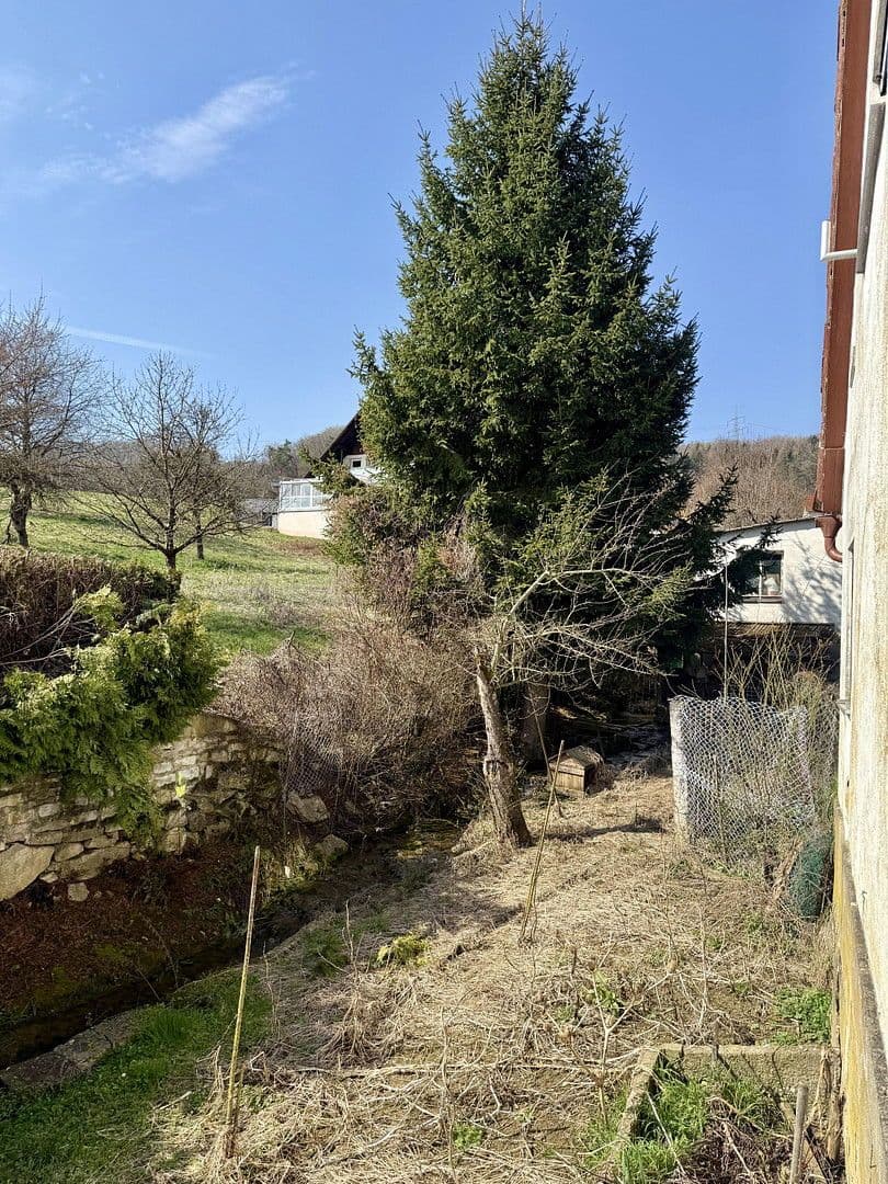 Prodej domu 137 m², pozemek 391 m², Am Fräuleinsgarten 5, Weilersbach, Bavorsko Prodej domu 137 m², pozemek 391 m², Am Fräuleinsgarten 5, Weilersbach, Bavorsko