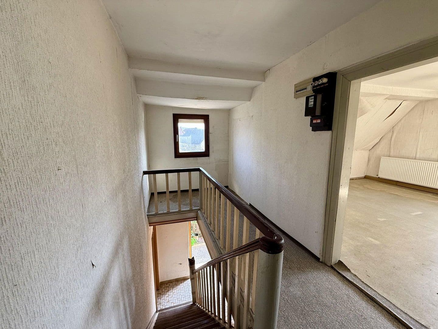 Prodej domu 137 m², pozemek 391 m², Am Fräuleinsgarten 5, Weilersbach, Bavorsko Prodej domu 137 m², pozemek 391 m², Am Fräuleinsgarten 5, Weilersbach, Bavorsko