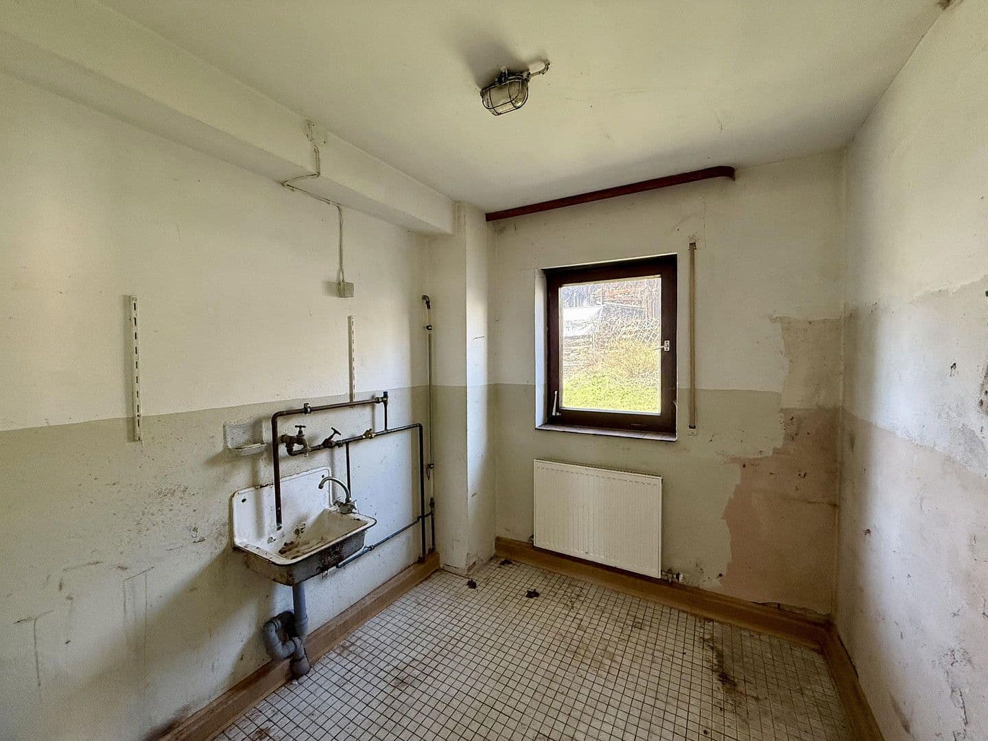 Prodej domu 137 m², pozemek 391 m², Am Fräuleinsgarten 5, Weilersbach, Bavorsko Prodej domu 137 m², pozemek 391 m², Am Fräuleinsgarten 5, Weilersbach, Bavorsko