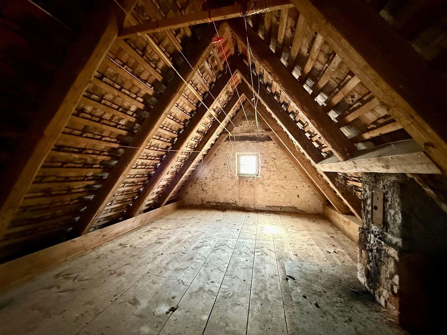 Prodej domu 137 m², pozemek 391 m², Am Fräuleinsgarten 5, Weilersbach, Bavorsko Prodej domu 137 m², pozemek 391 m², Am Fräuleinsgarten 5, Weilersbach, Bavorsko