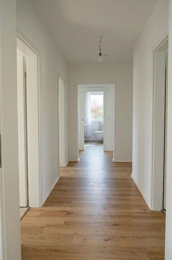 Prodej bytu 4+1 88 m², Eibenstr. 2, Düsseldorf, Severní Porýní-Vestfálsko Prodej bytu 4+1 88 m², Eibenstr. 2, Düsseldorf, Severní Porýní-Vestfálsko