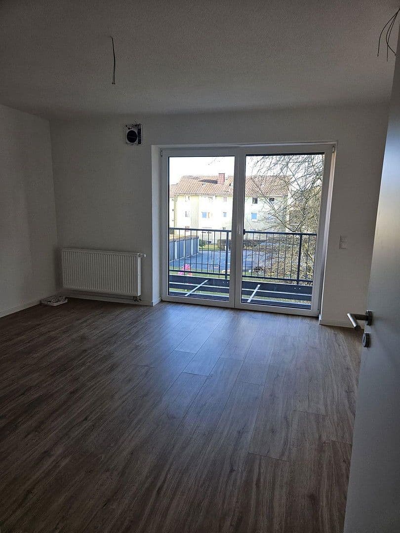 Pronájem bytu 3+1 86 m², Doktor-Enders-Straße 32a, Hof, Bavorsko Pronájem bytu 3+1 86 m², Doktor-Enders-Straße 32a, Hof, Bavorsko