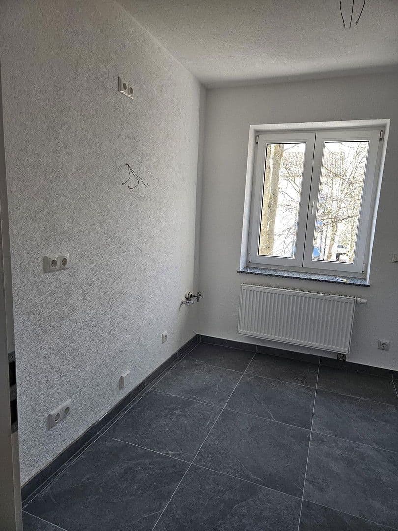 Pronájem bytu 3+1 86 m², Doktor-Enders-Straße 32a, Hof, Bavorsko Pronájem bytu 3+1 86 m², Doktor-Enders-Straße 32a, Hof, Bavorsko