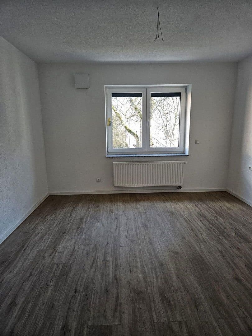Pronájem bytu 3+1 86 m², Doktor-Enders-Straße 32a, Hof, Bavorsko Pronájem bytu 3+1 86 m², Doktor-Enders-Straße 32a, Hof, Bavorsko