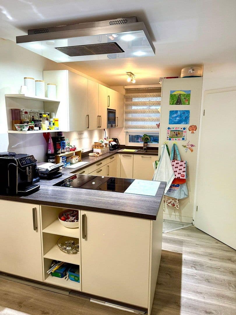 Prodej domu 122 m², pozemek 200 m², Heideweg, Halstenbek, Šlesvicko-Holštýnsko Prodej domu 122 m², pozemek 200 m², Heideweg, Halstenbek, Šlesvicko-Holštýnsko