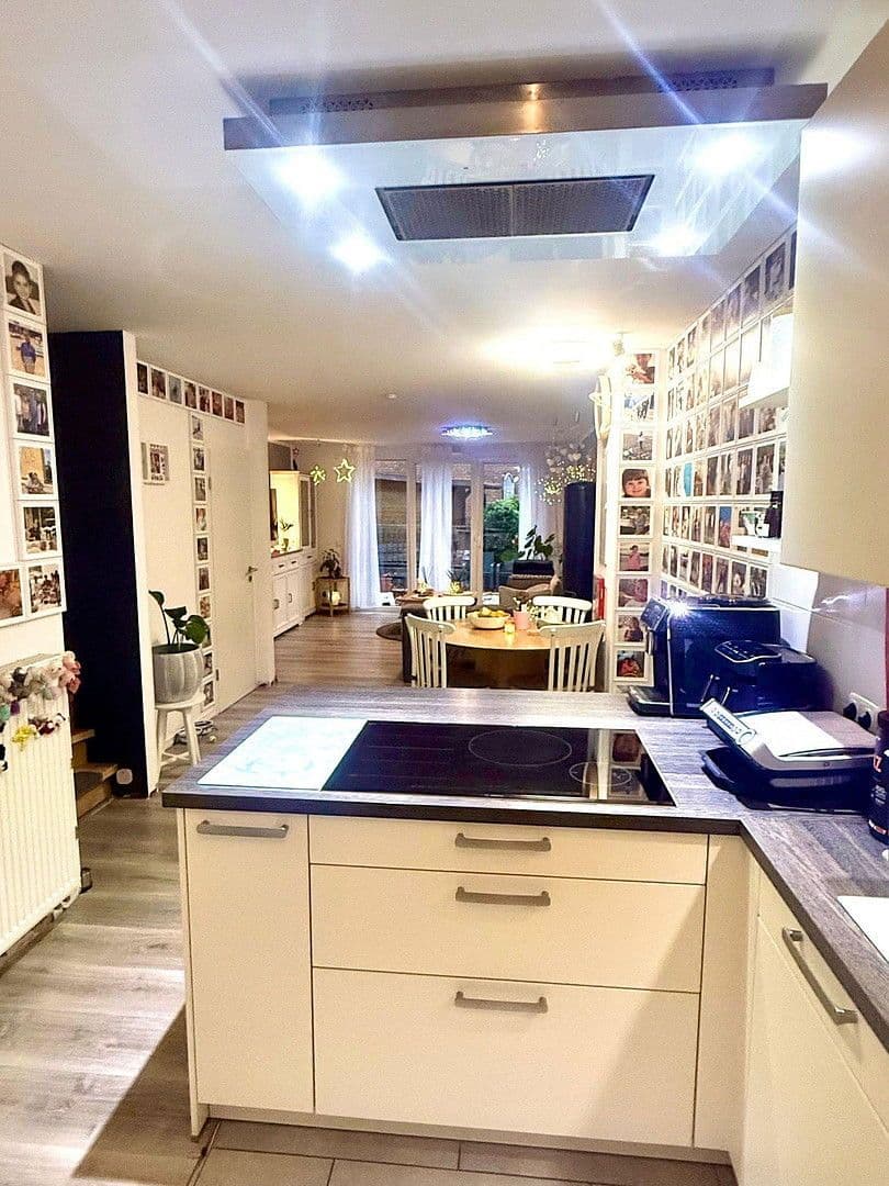 Prodej domu 122 m², pozemek 200 m², Heideweg, Halstenbek, Šlesvicko-Holštýnsko Prodej domu 122 m², pozemek 200 m², Heideweg, Halstenbek, Šlesvicko-Holštýnsko