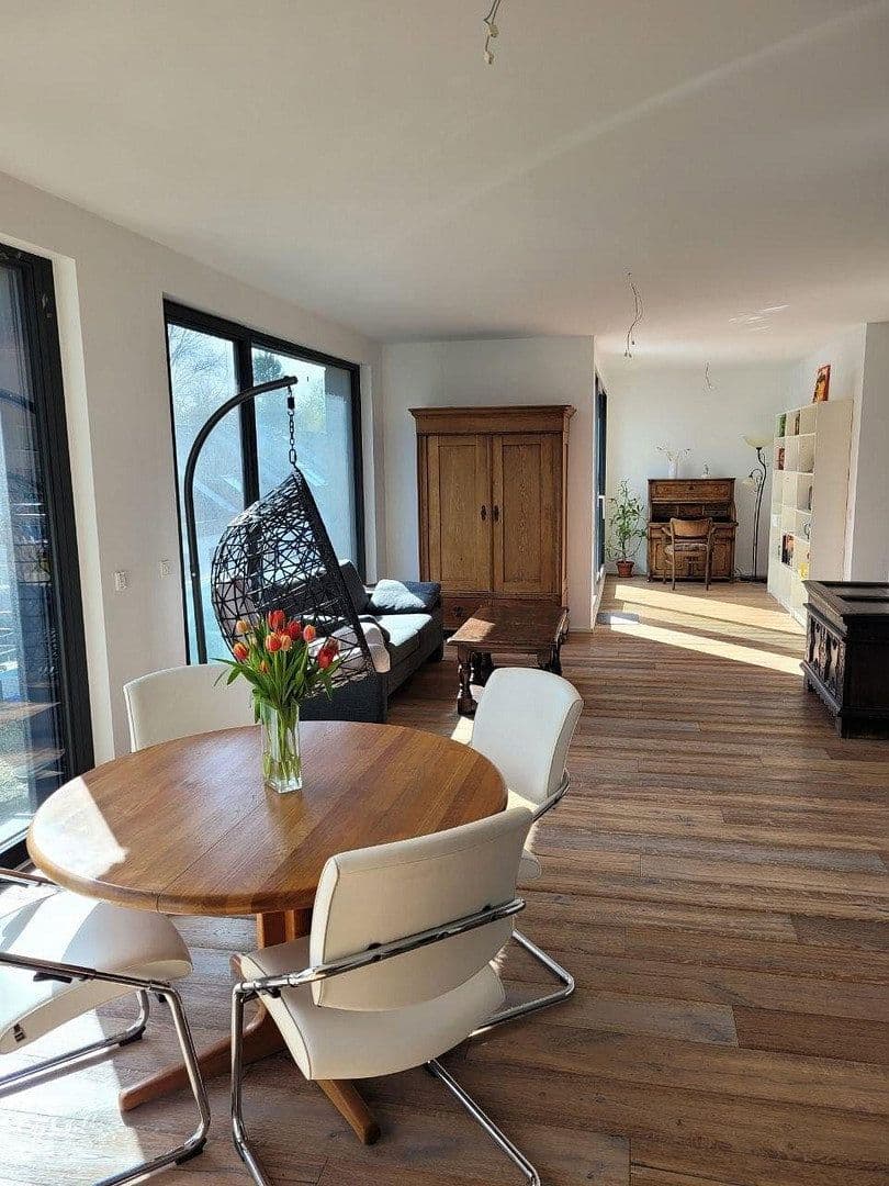 Prodej bytu 4+1 133 m², Bergisch Gladbach, Severní Porýní-Vestfálsko Prodej bytu 4+1 133 m², Bergisch Gladbach, Severní Porýní-Vestfálsko