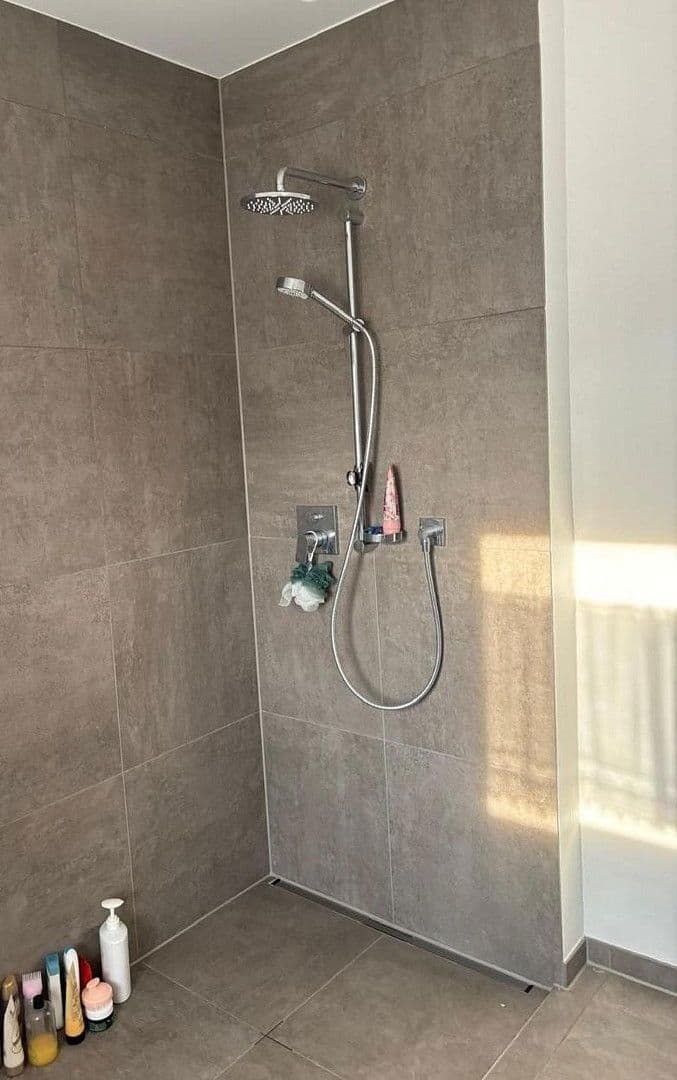 Prodej bytu 4+1 133 m², Bergisch Gladbach, Severní Porýní-Vestfálsko Prodej bytu 4+1 133 m², Bergisch Gladbach, Severní Porýní-Vestfálsko