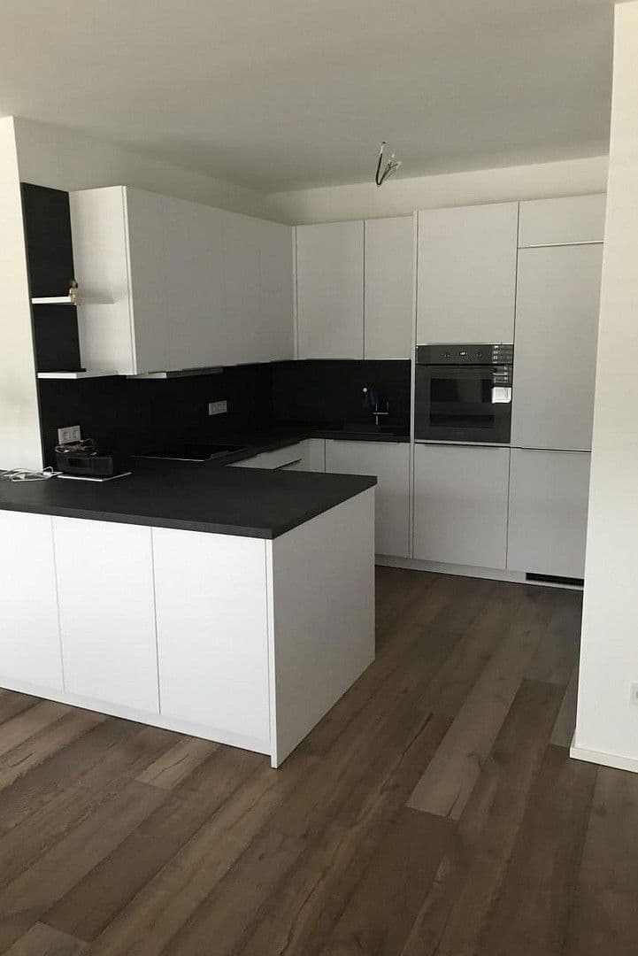 Prodej bytu 4+1 133 m², Bergisch Gladbach, Severní Porýní-Vestfálsko Prodej bytu 4+1 133 m², Bergisch Gladbach, Severní Porýní-Vestfálsko