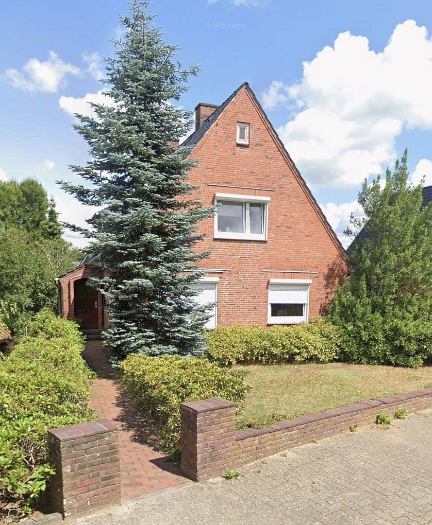 Prodej domu 107 m², pozemek 857 m², Friedhofsweg 44, Fockbek, Šlesvicko-Holštýnsko Prodej domu 107 m², pozemek 857 m², Friedhofsweg 44, Fockbek, Šlesvicko-Holštýnsko