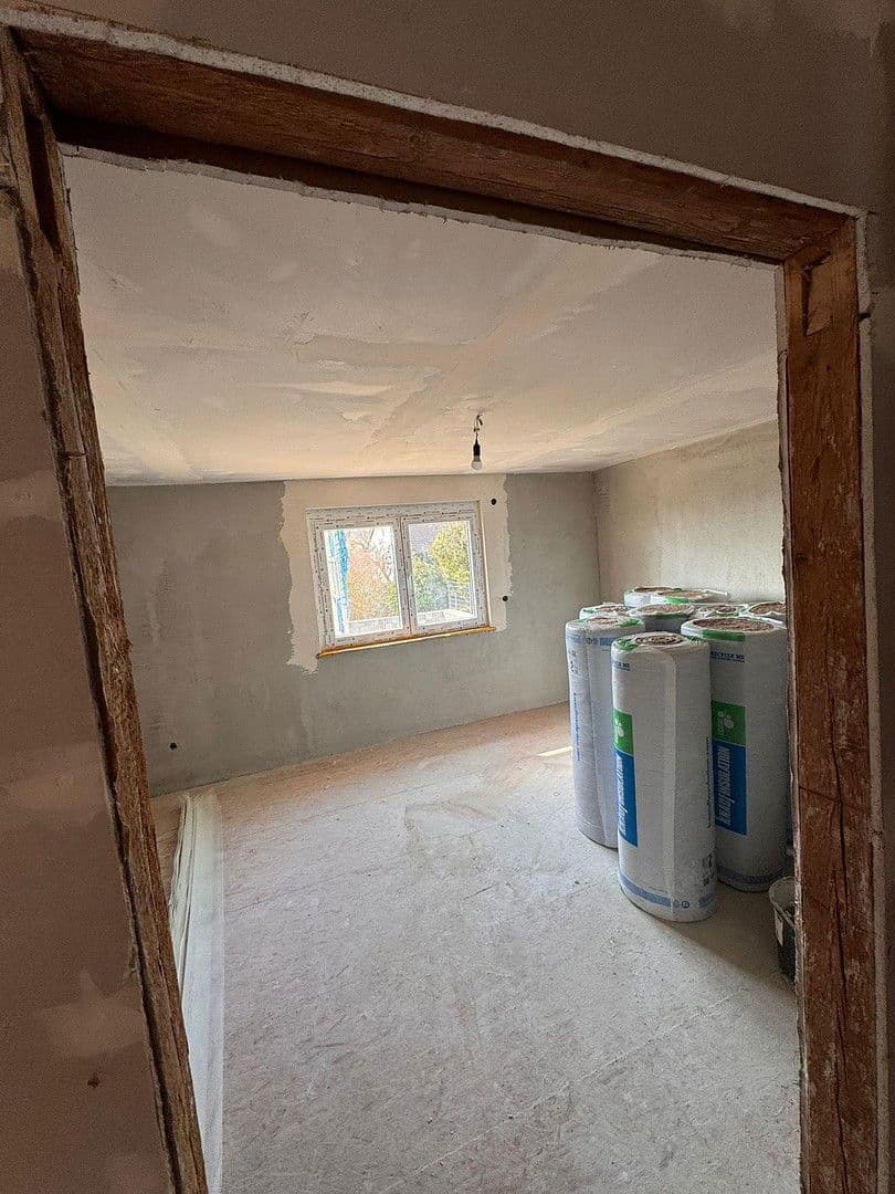 Prodej domu 200 m², pozemek 586 m², Zimmern ob Rottweil, Bádensko-Württembersko Prodej domu 200 m², pozemek 586 m², Zimmern ob Rottweil, Bádensko-Württembersko