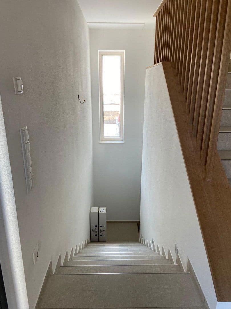 Pronájem bytu 4+kk 188 m², Enthammerstr. 7, Grafing, Bavorsko Pronájem bytu 4+kk 188 m², Enthammerstr. 7, Grafing, Bavorsko