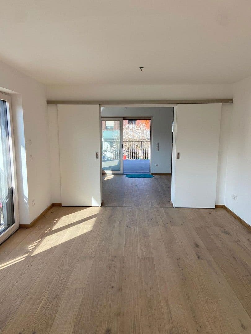Pronájem bytu 4+kk 188 m², Enthammerstr. 7, Grafing, Bavorsko Pronájem bytu 4+kk 188 m², Enthammerstr. 7, Grafing, Bavorsko