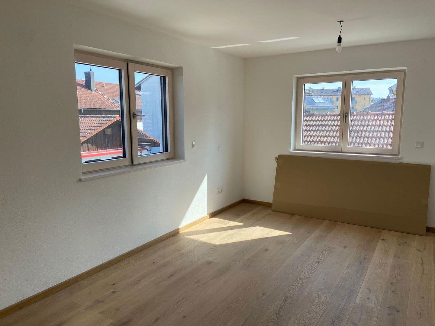 Pronájem bytu 4+kk 188 m², Enthammerstr. 7, Grafing, Bavorsko Pronájem bytu 4+kk 188 m², Enthammerstr. 7, Grafing, Bavorsko