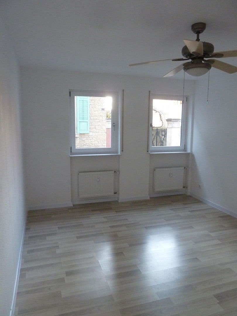 Prodej bytu 3+1 92 m², Ingelheim am Rhein, Porýní-Falc Prodej bytu 3+1 92 m², Ingelheim am Rhein, Porýní-Falc