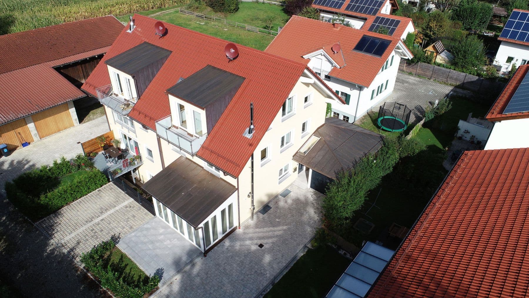 Pronájem domu 227 m², pozemek 286 m², Taingner Straße 15f, Pastetten, Bavorsko Pronájem domu 227 m², pozemek 286 m², Taingner Straße 15f, Pastetten, Bavorsko