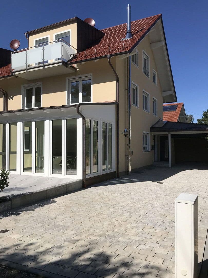 Pronájem domu 227 m², pozemek 286 m², Taingner Straße 15f, Pastetten, Bavorsko Pronájem domu 227 m², pozemek 286 m², Taingner Straße 15f, Pastetten, Bavorsko