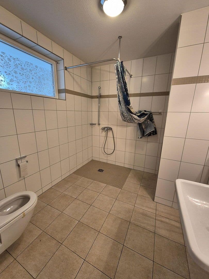 Pronájem bytu 2+kk 63 m², Nürtingerstr. 1, Nürtingen, Bádensko-Württembersko Pronájem bytu 2+kk 63 m², Nürtingerstr. 1, Nürtingen, Bádensko-Württembersko