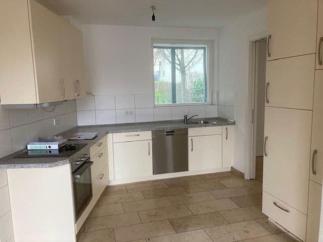 Pronájem bytu 2+kk 63 m², Nürtingerstr. 1, Nürtingen, Bádensko-Württembersko Pronájem bytu 2+kk 63 m², Nürtingerstr. 1, Nürtingen, Bádensko-Württembersko