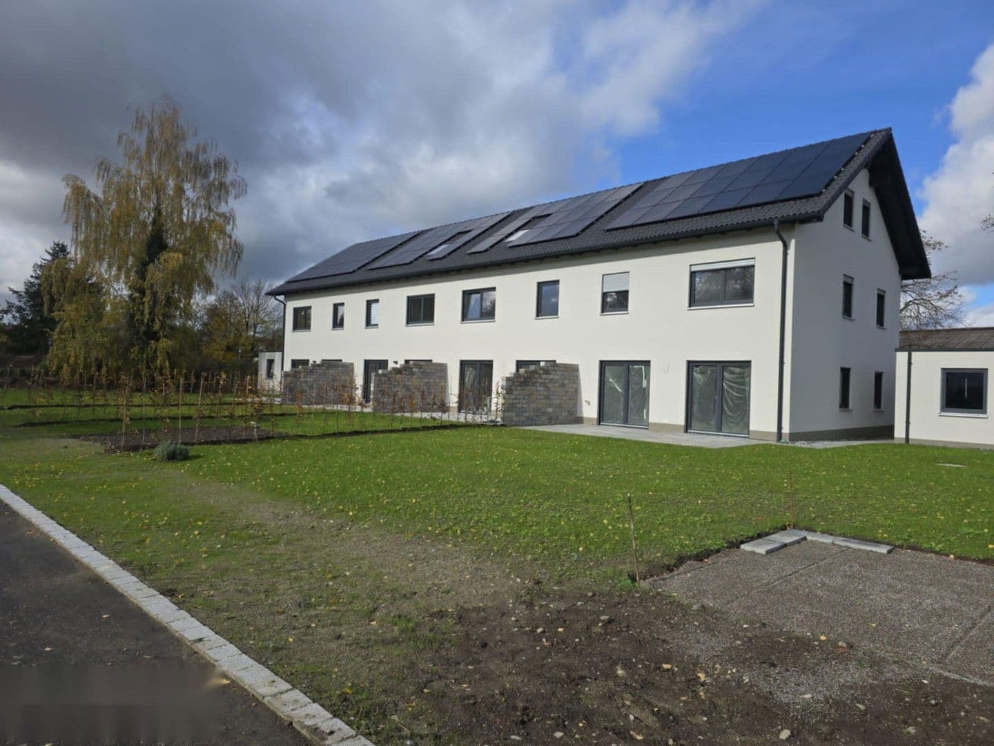 Prodej domu 137 m², pozemek 405 m², Schwabenweg, Dettingen an der Iller, Bádensko-Württembersko Prodej domu 137 m², pozemek 405 m², Schwabenweg, Dettingen an der Iller, Bádensko-Württembersko