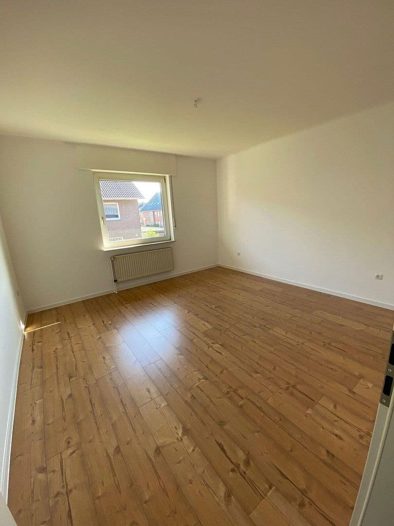 Pronájem bytu 4+1 96 m², Breslauer Straße 45, Fürstenau, Dolní Sasko Pronájem bytu 4+1 96 m², Breslauer Straße 45, Fürstenau, Dolní Sasko