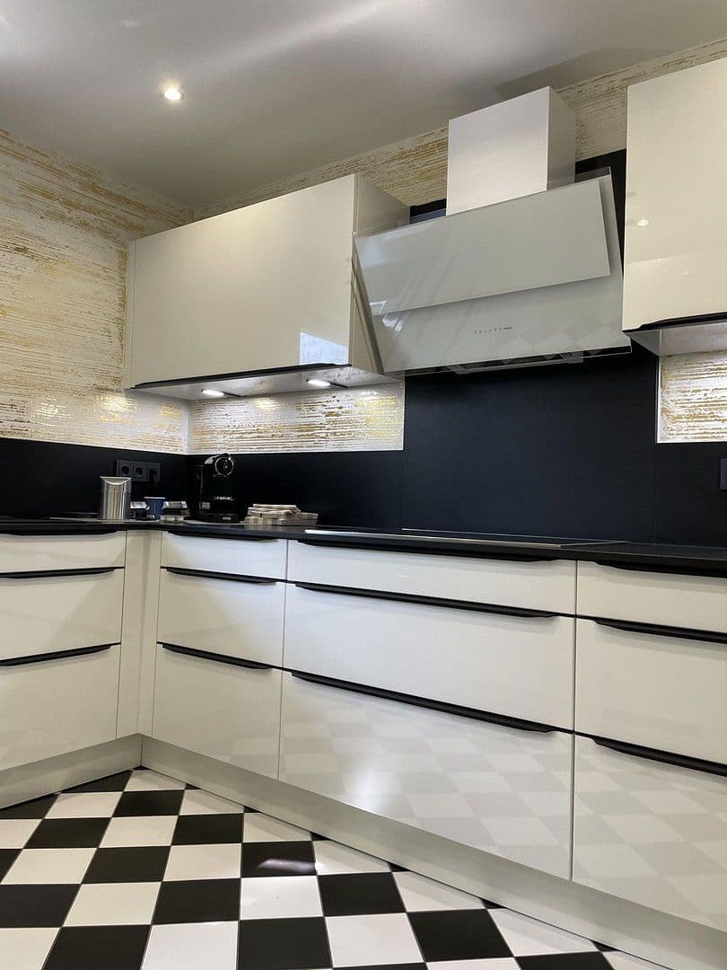 Prodej domu 240 m², pozemek 2.100 m², Bergisch Gladbach, Severní Porýní-Vestfálsko Prodej domu 240 m², pozemek 2.100 m², Bergisch Gladbach, Severní Porýní-Vestfálsko