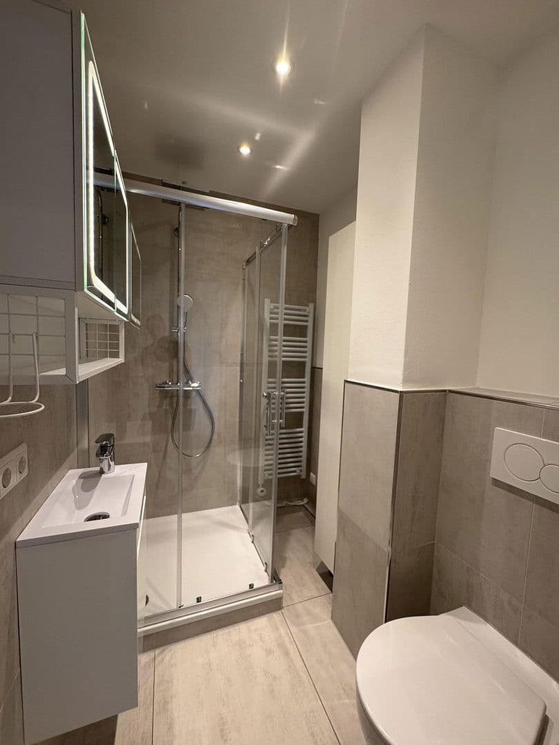 Pronájem bytu 10 m², Eggenstein-Leopoldshafen, Bádensko-Württembersko Pronájem bytu 10 m², Eggenstein-Leopoldshafen, Bádensko-Württembersko