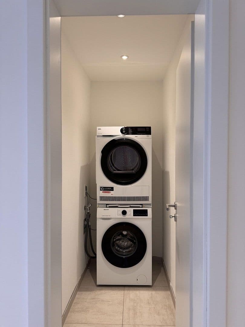 Pronájem bytu 10 m², Eggenstein-Leopoldshafen, Bádensko-Württembersko Pronájem bytu 10 m², Eggenstein-Leopoldshafen, Bádensko-Württembersko