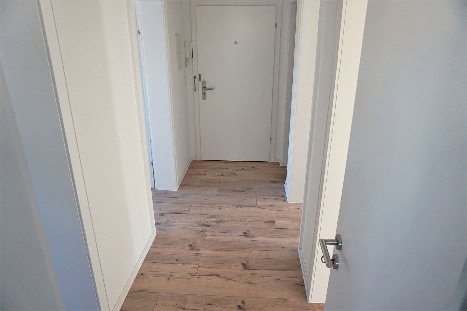 Pronájem bytu 4+1 73 m², Hameln, Dolní Sasko Pronájem bytu 4+1 73 m², Hameln, Dolní Sasko