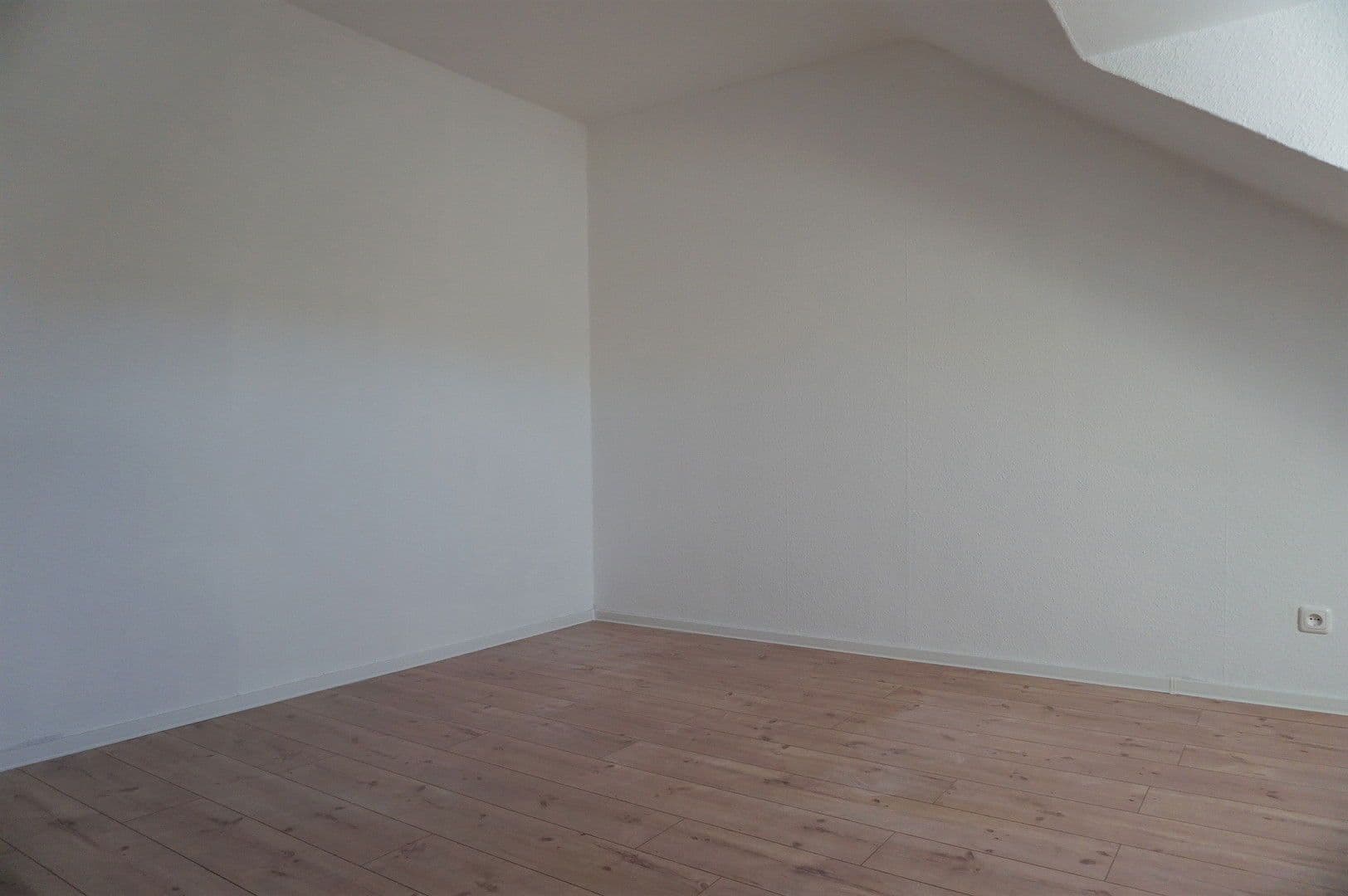 Pronájem bytu 4+1 73 m², Hameln, Dolní Sasko Pronájem bytu 4+1 73 m², Hameln, Dolní Sasko