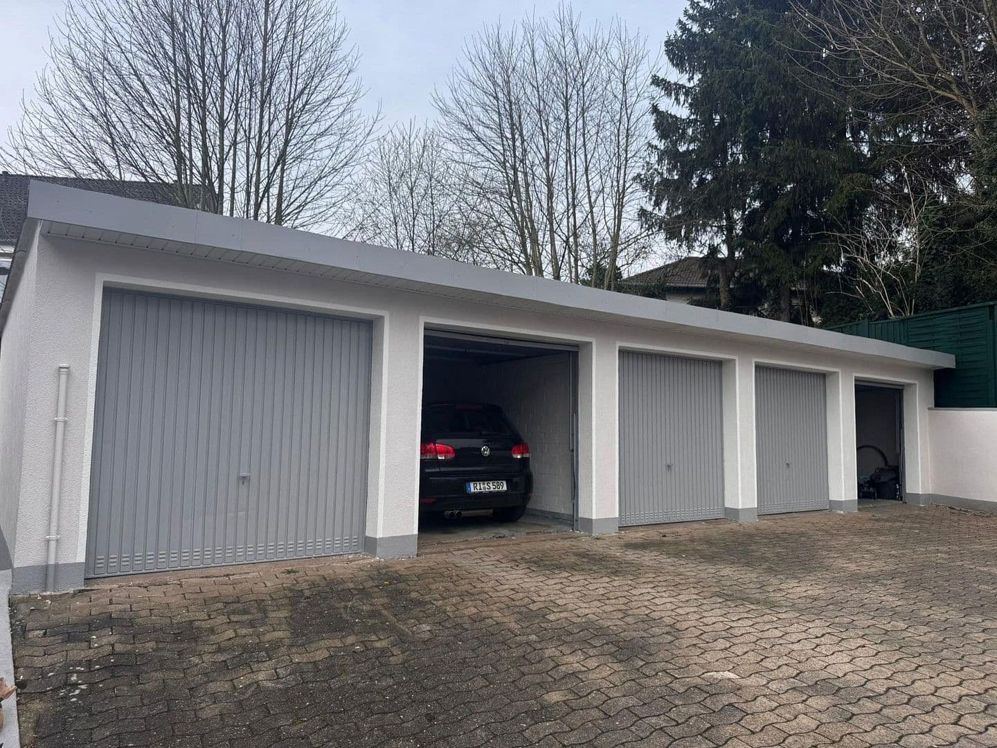 Prodej domu 1.477 m², pozemek 1.835 m², Rinteln, Dolní Sasko Prodej domu 1.477 m², pozemek 1.835 m², Rinteln, Dolní Sasko