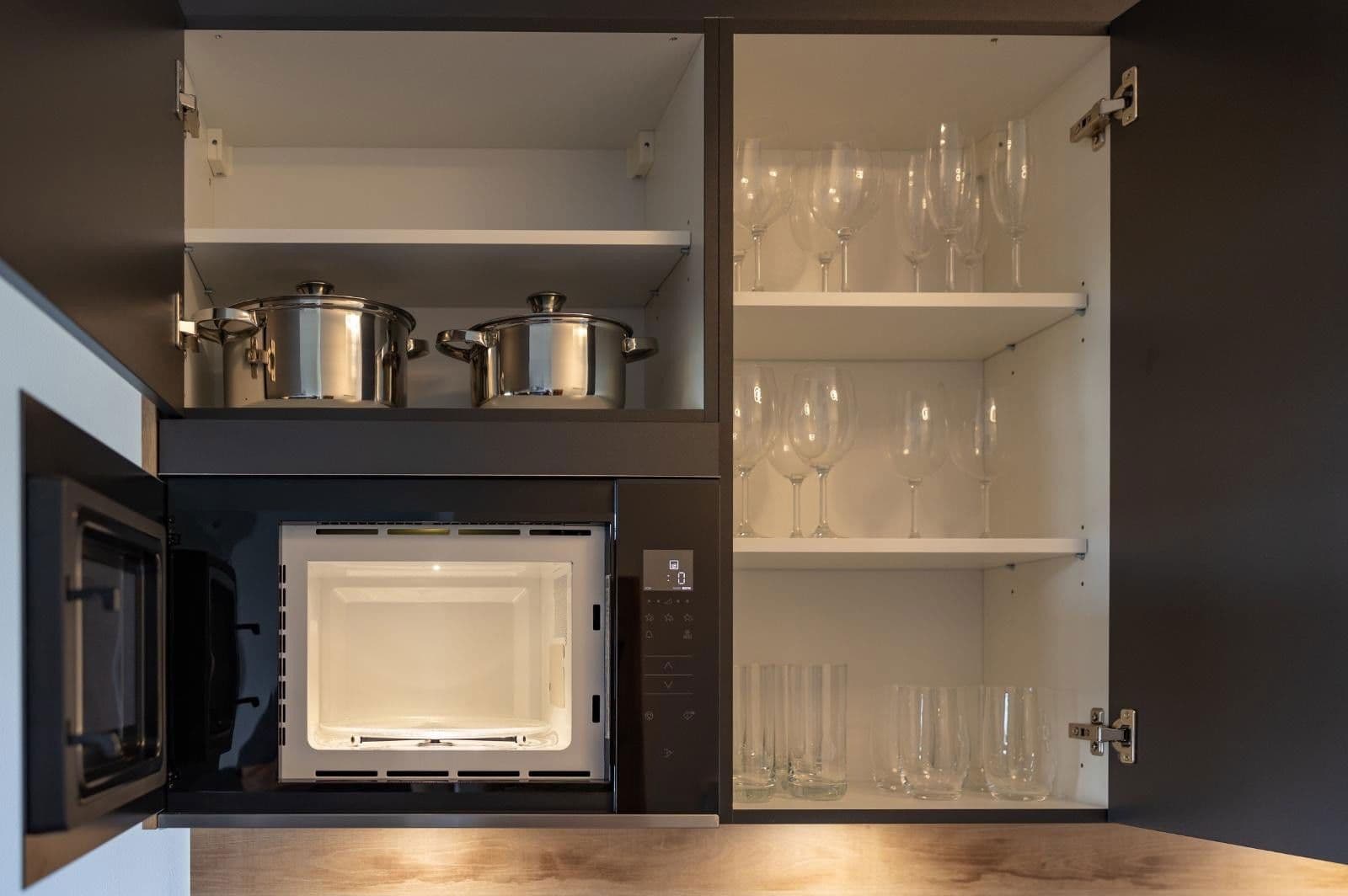 Pronájem bytu 1+1 22 m², Emil-Riedel-Straße 11, München, Bavorsko Pronájem bytu 1+1 22 m², Emil-Riedel-Straße 11, München, Bavorsko