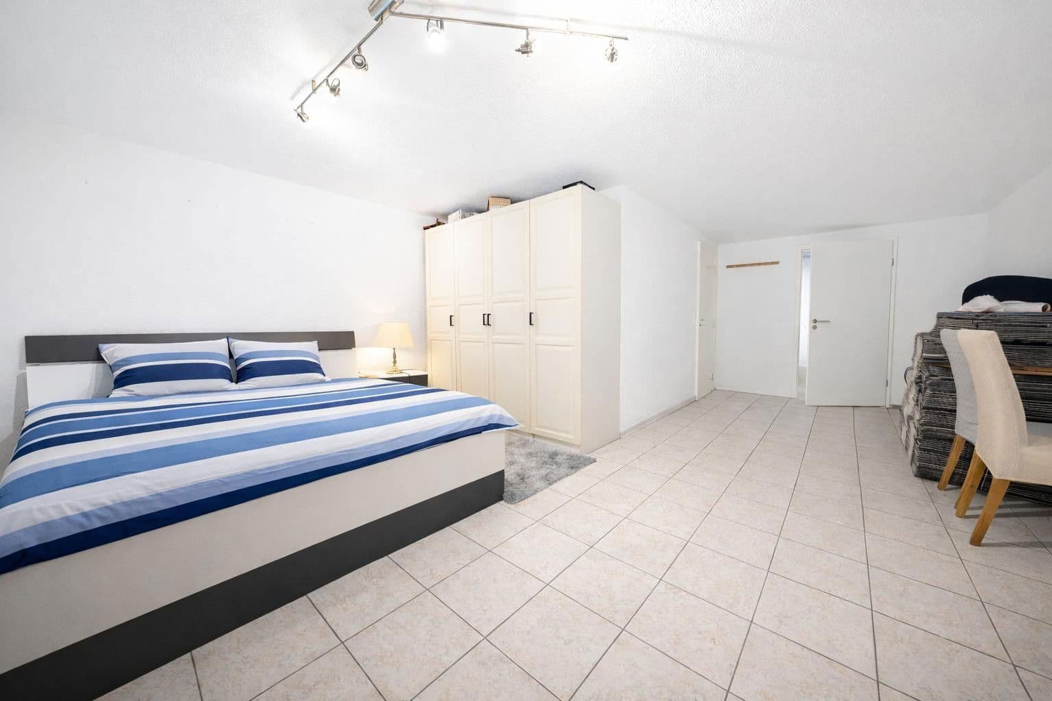 Prodej domu 119 m², pozemek 216 m², Rülzheim, Porýní-Falc Prodej domu 119 m², pozemek 216 m², Rülzheim, Porýní-Falc