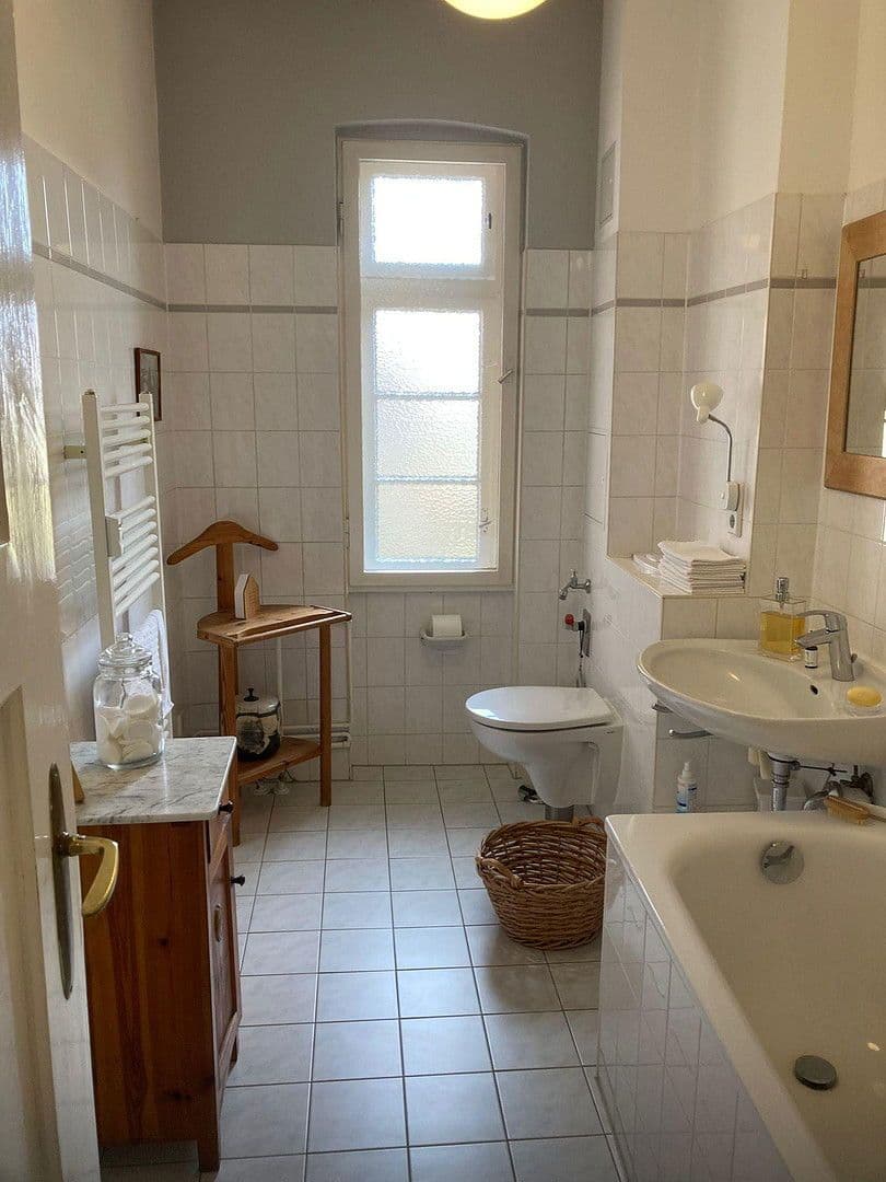 Prodej bytu 2+1 84 m², Tile-Brügge-Weg 87, Berlin, Berlín Prodej bytu 2+1 84 m², Tile-Brügge-Weg 87, Berlin, Berlín