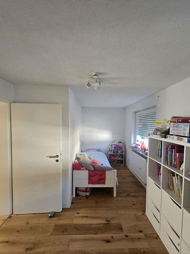 Prodej domu 120 m², pozemek 470 m², Esslingen am Neckar, Bádensko-Württembersko Prodej domu 120 m², pozemek 470 m², Esslingen am Neckar, Bádensko-Württembersko