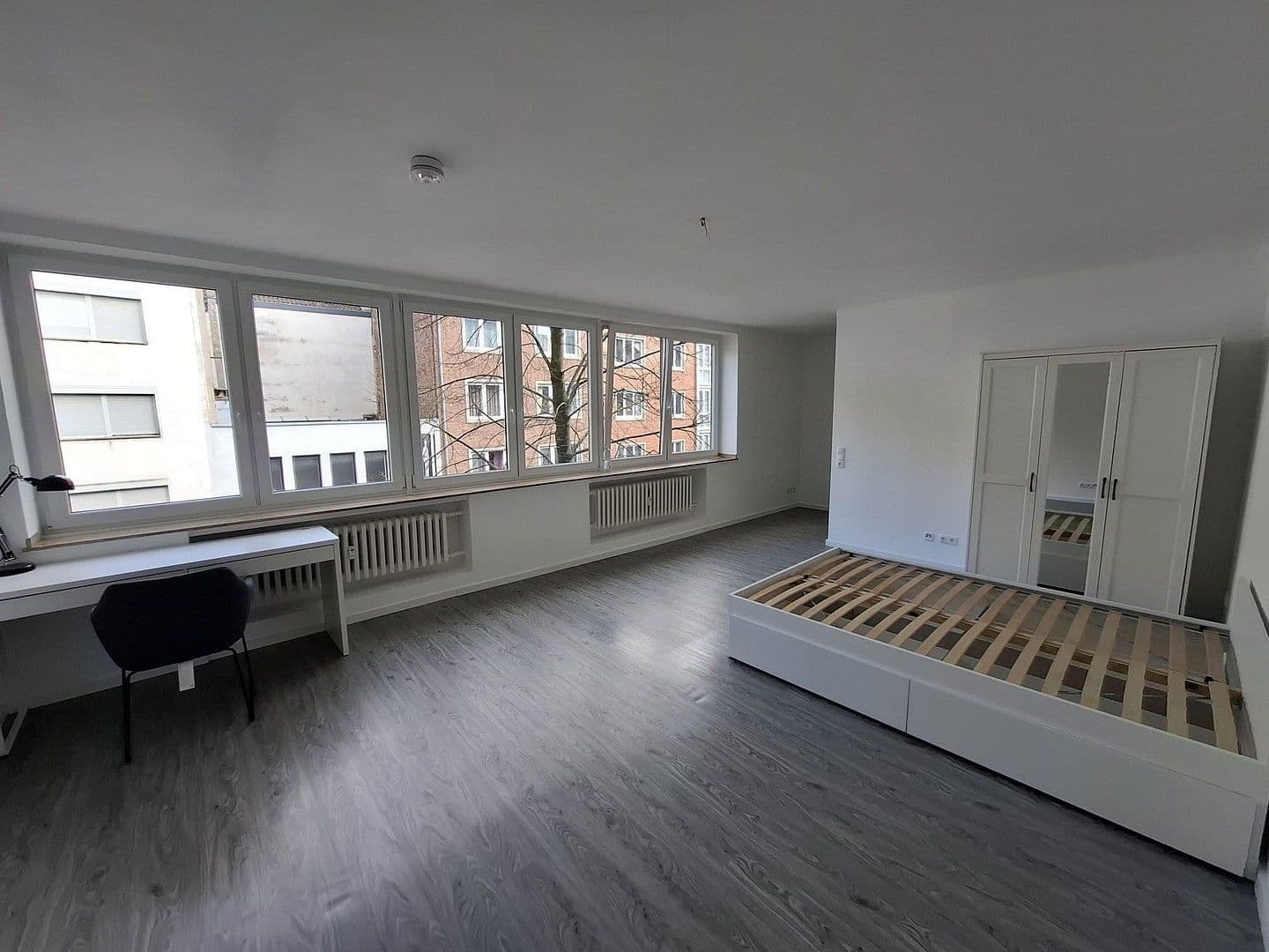 Pronájem bytu 1+1 36 m², Kleinmarschierstr. 66-68, Cáchy, Severní Porýní-Vestfálsko Pronájem bytu 1+1 36 m², Kleinmarschierstr. 66-68, Cáchy, Severní Porýní-Vestfálsko