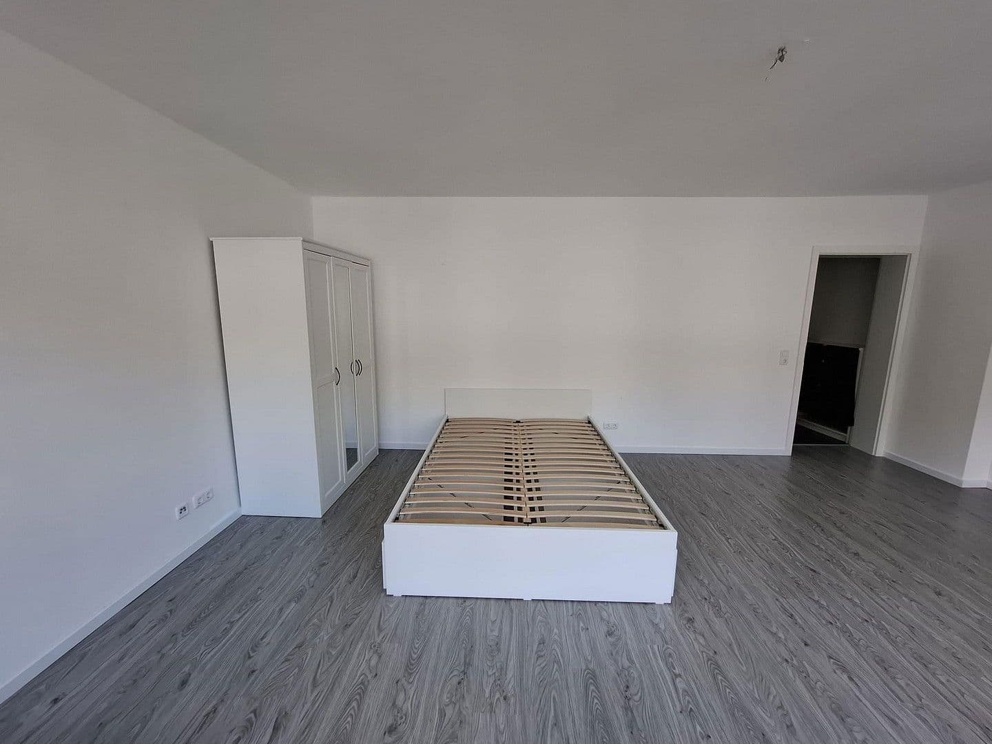 Pronájem bytu 1+1 36 m², Kleinmarschierstr. 66-68, Cáchy, Severní Porýní-Vestfálsko Pronájem bytu 1+1 36 m², Kleinmarschierstr. 66-68, Cáchy, Severní Porýní-Vestfálsko