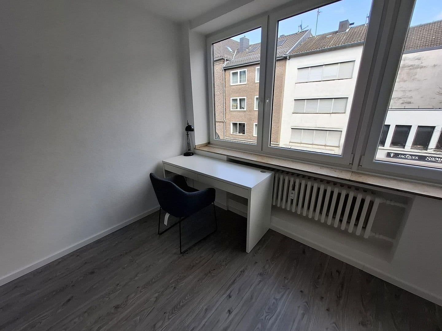 Pronájem bytu 1+1 36 m², Kleinmarschierstr. 66-68, Cáchy, Severní Porýní-Vestfálsko Pronájem bytu 1+1 36 m², Kleinmarschierstr. 66-68, Cáchy, Severní Porýní-Vestfálsko