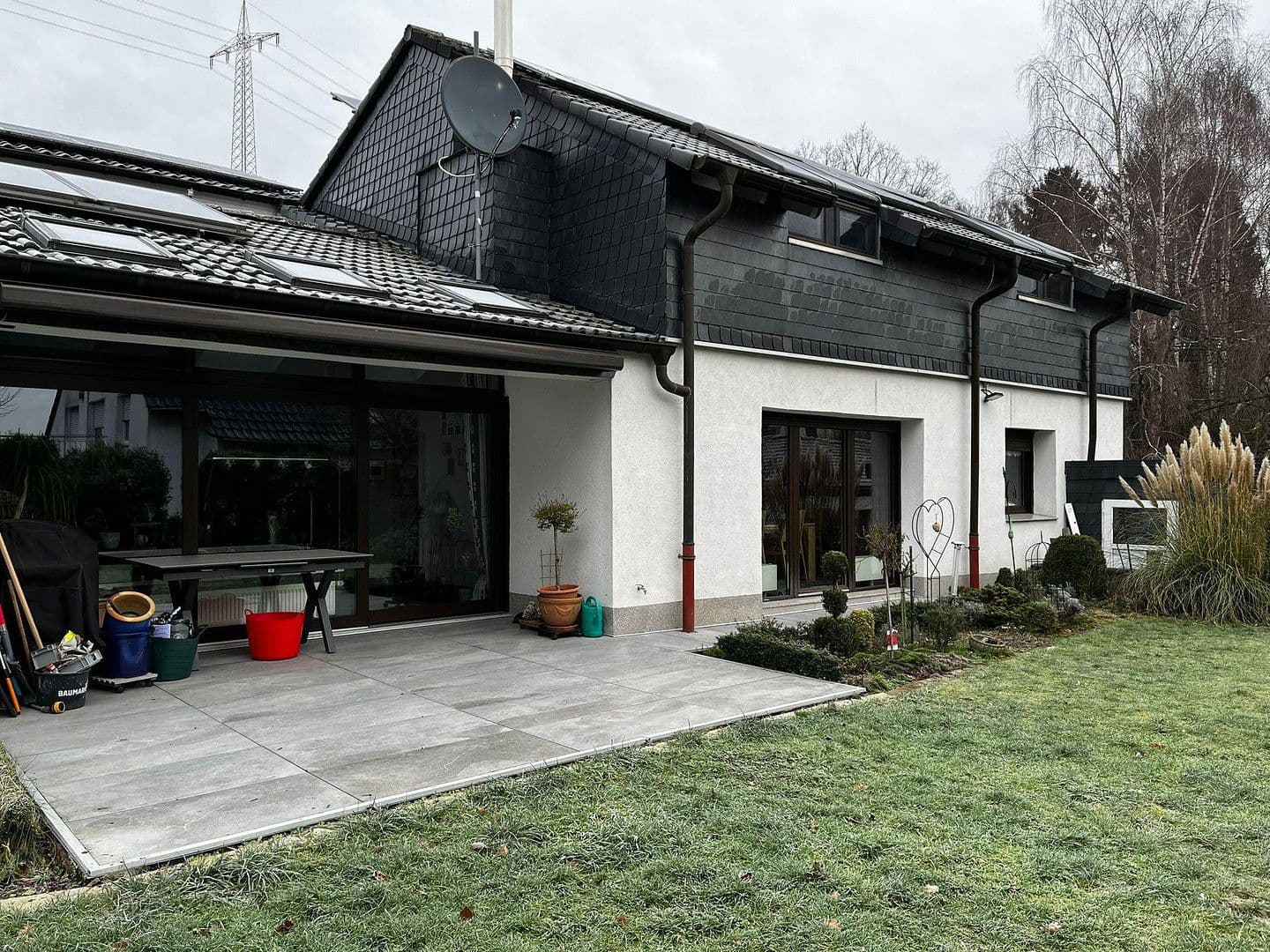 Prodej domu 174 m², pozemek 608 m², Schwerte, Severní Porýní-Vestfálsko Prodej domu 174 m², pozemek 608 m², Schwerte, Severní Porýní-Vestfálsko