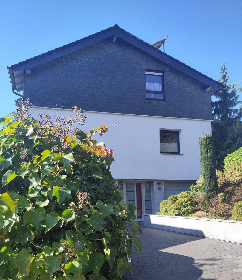 Prodej domu 174 m², pozemek 608 m², Schwerte, Severní Porýní-Vestfálsko Prodej domu 174 m², pozemek 608 m², Schwerte, Severní Porýní-Vestfálsko