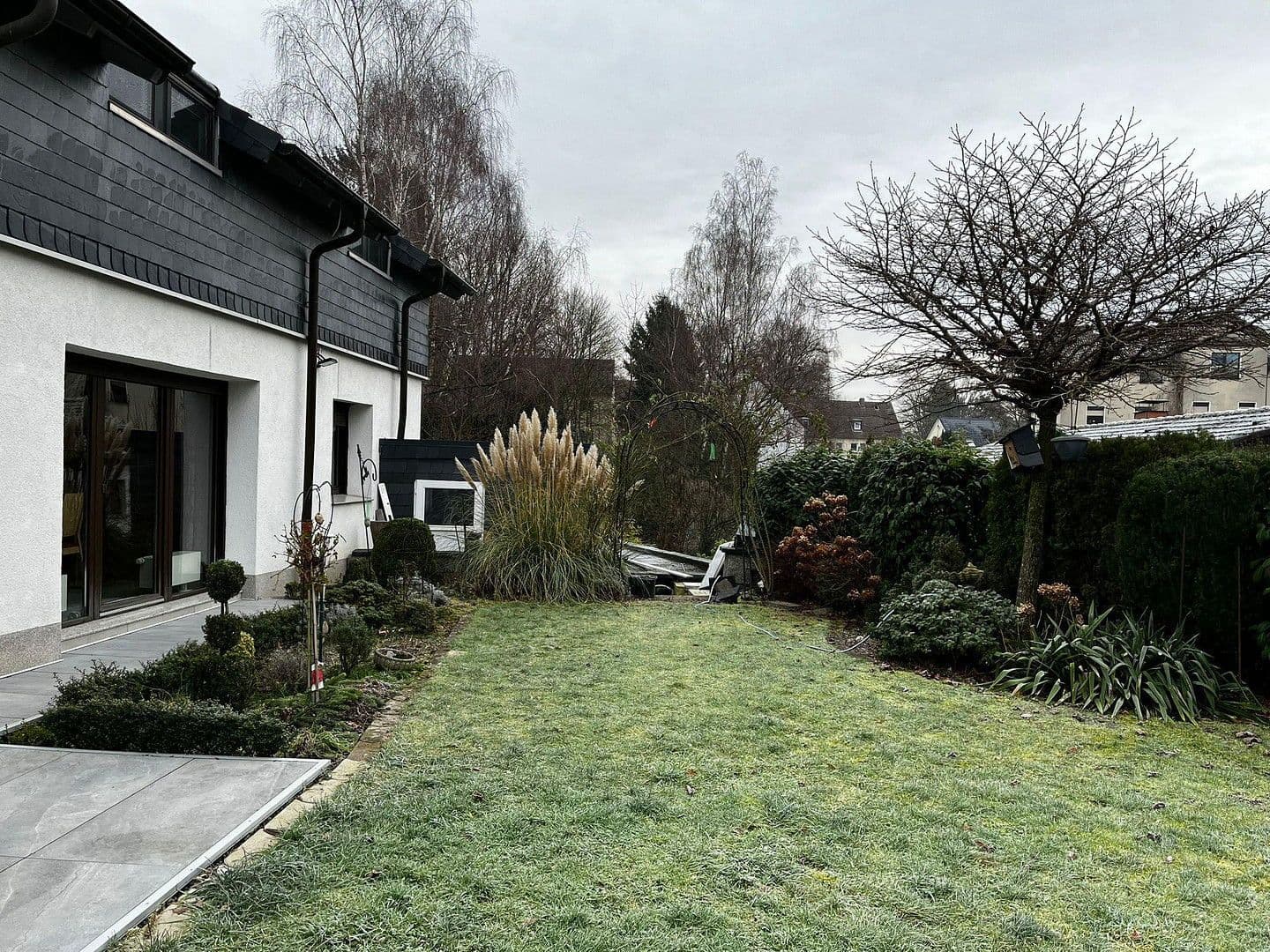 Prodej domu 174 m², pozemek 608 m², Schwerte, Severní Porýní-Vestfálsko Prodej domu 174 m², pozemek 608 m², Schwerte, Severní Porýní-Vestfálsko