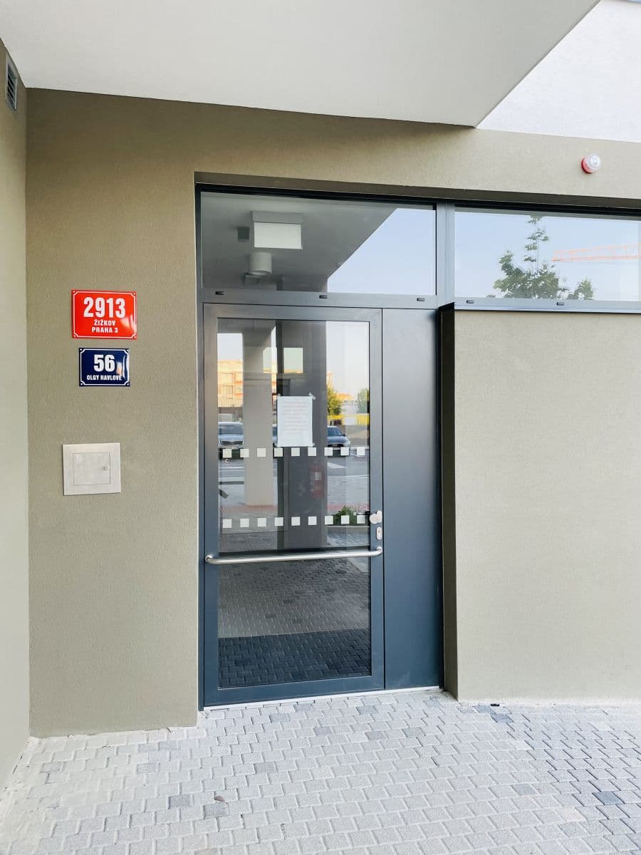 Pronájem bytu 1+kk 44 m², Olgy Havlové, Praha, Praha Pronájem bytu 1+kk 44 m², Olgy Havlové, Praha, Praha