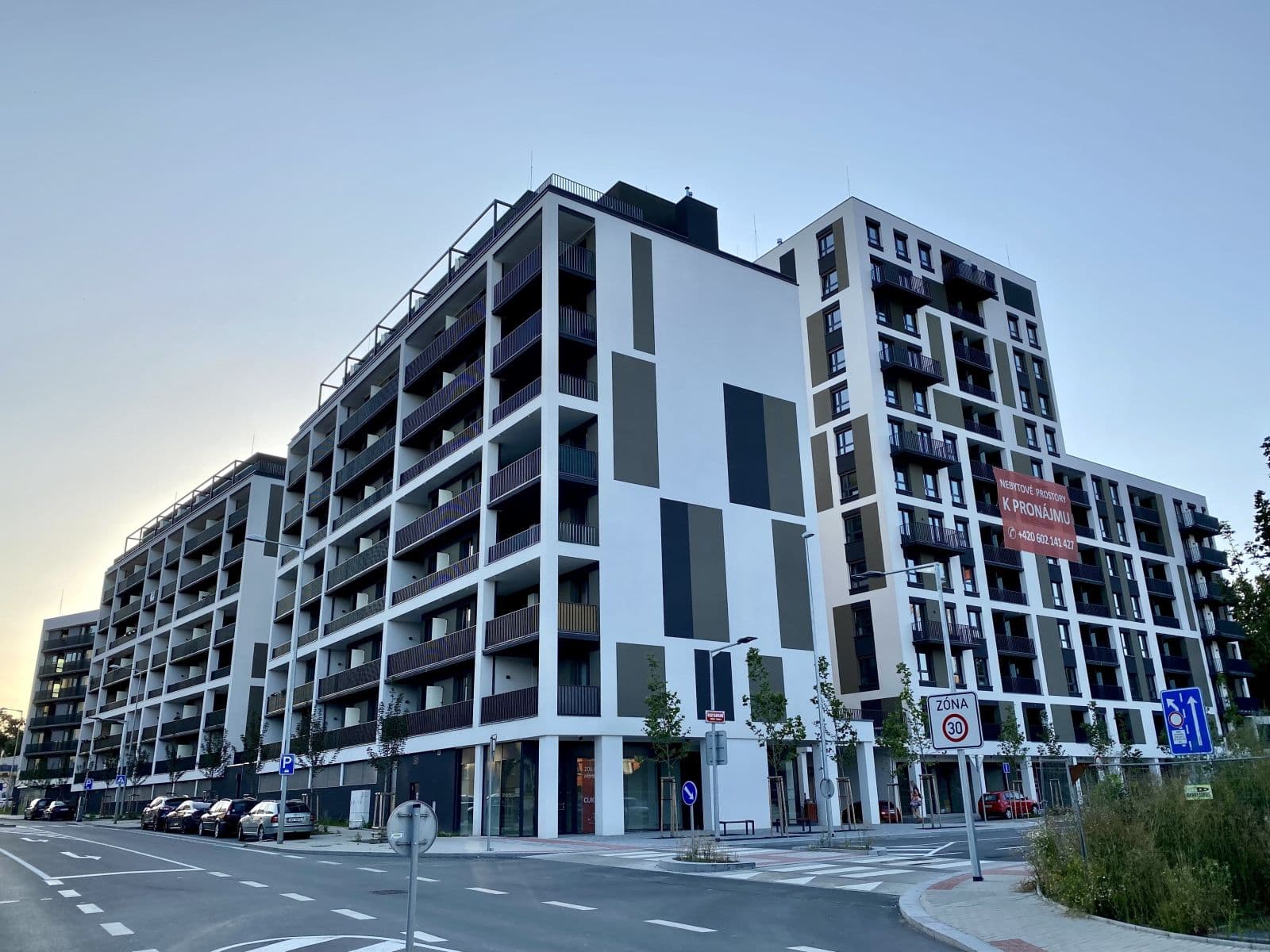 Pronájem bytu 1+kk 44 m², Olgy Havlové, Praha, Praha Pronájem bytu 1+kk 44 m², Olgy Havlové, Praha, Praha