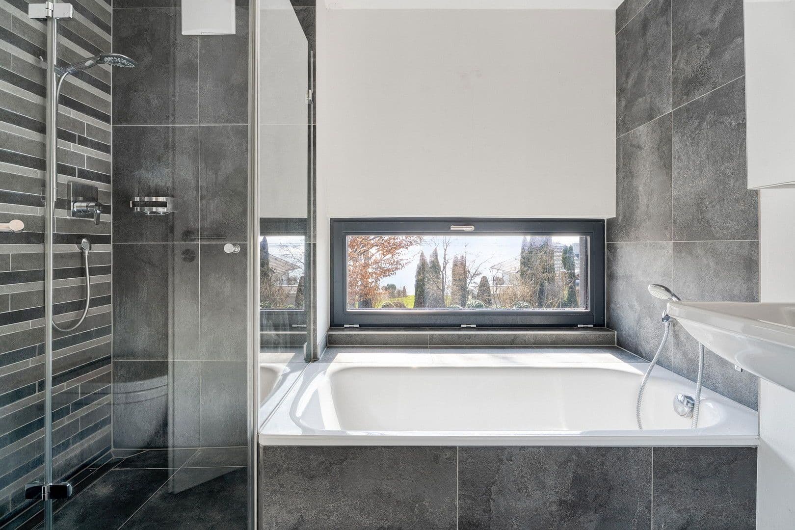 Prodej domu 210 m², pozemek 464 m², Allensbach, Bádensko-Württembersko Prodej domu 210 m², pozemek 464 m², Allensbach, Bádensko-Württembersko